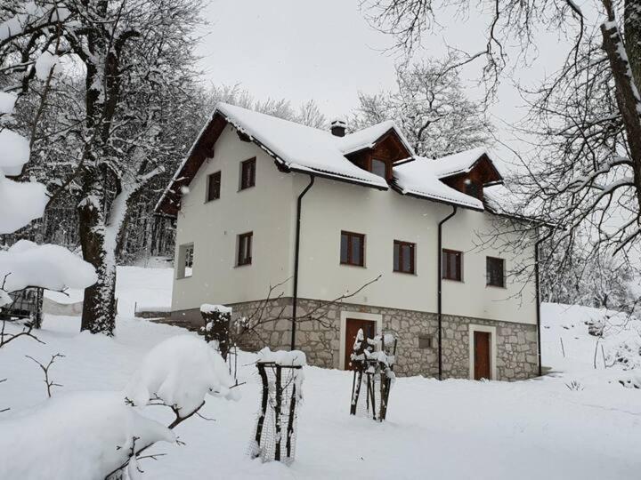 オトチャッツ Holiday House Marijaヴィラ エクステリア 写真